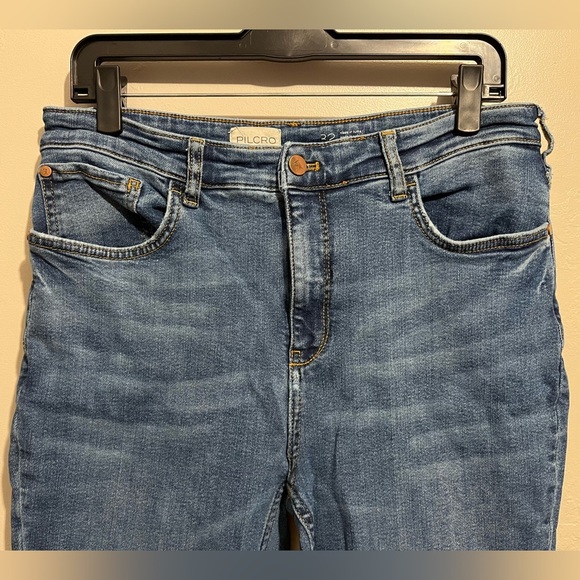 Pilcro Blue Denim Flare Cropped Jeans Women’s 32 Classic Casual Cotton Stretch - Picture 6 of 14